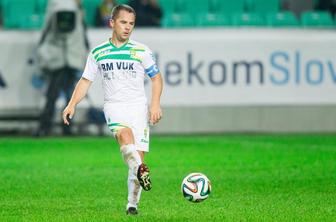 Tresli sta se vratnici, a golov na tekmi ni bilo (video)