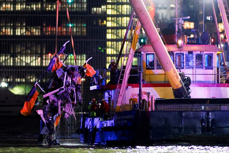 Nebo nad mestom je polno letal in helikopterjev, Manhattan pa ima številna vzletišča. | Foto: Reuters