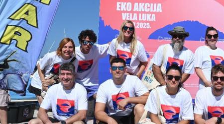 Nekdanja kraljica smučanja prvič ujeta s skrivnostnim partnerjem #foto