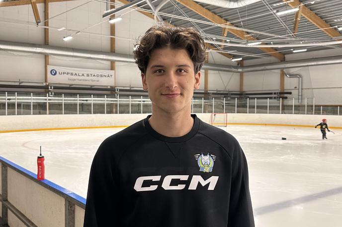 Jan Goličič | Branilec Jan Goličič je pri 18 letih eden od novincev v članski reprezentanci, ki bodo prvič sodelovali na svetovnem prvenstvu. | Foto Hokejska zveza Slovenije