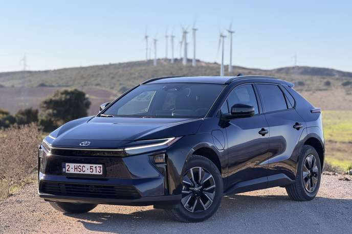 Toyota bZ4X | Foto Gregor Pavšič