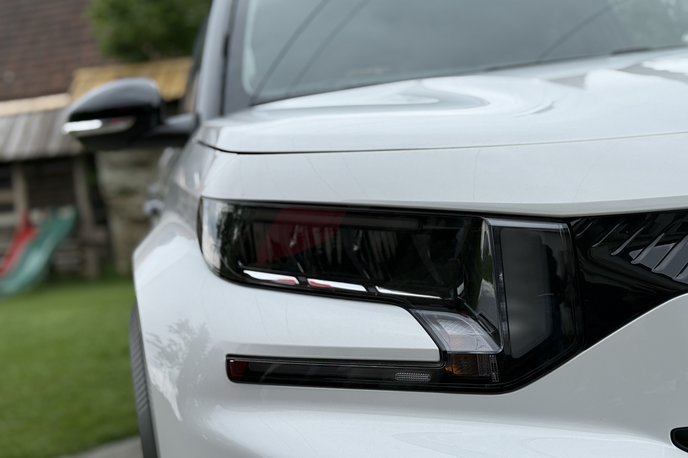 Citroen C3 aircross | Najpomembnejša prodajna regija za Stellantis je Evropa, kjer je letos prodaja upadla za sedem odstotkov. Razlog tiči tudi v počasnejšem lansiranju nekaterih ključnih novosti. | Foto Gregor Pavšič
