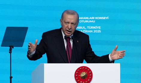 Erdogan odločno proti Izraelu: Ustaviti moramo to razbojništvo