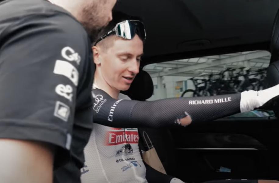 "Še danes se spomnim prizora, ko je ležal na tleh, lovil sapo in se mu je že na obrazu videlo, da je bil udarec hud."