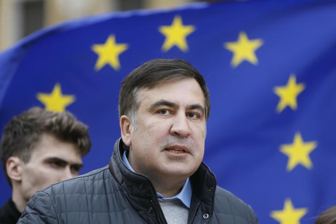 Mihail Sakašvili | 54-letni Sakašvili je bil lani premeščen v bolnišnico po 50-dnevni gladovni stavki v znak protesta proti zaprtju, ki so ga skupine za človekove pravice obsodile kot politično motivirano. | Foto Reuters