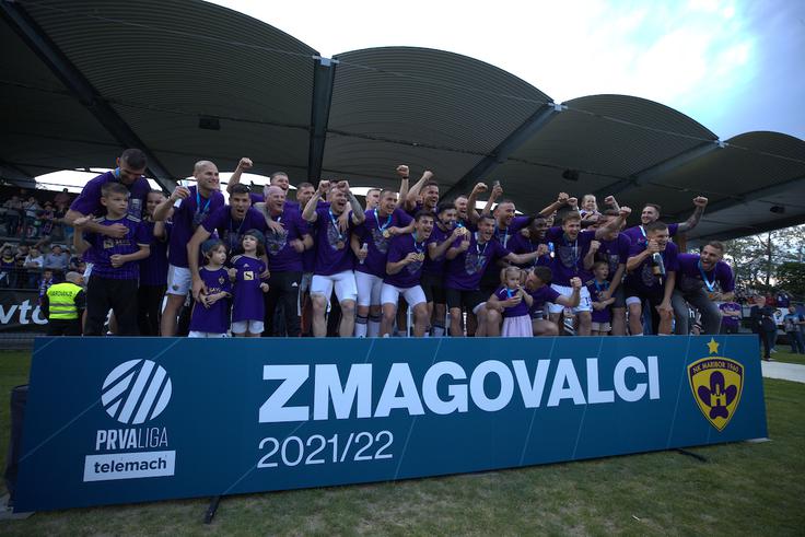 Mariborčani se z izjemo reprezentantov - Matjaž Kek je v člansko izbrano vrsto povabil Martina Milca in Gregorja Sikoška, Milenko Ačimović pa v mlado Aljaža Antolina, Nina Žuglja in Vida Kodermana - na poletnem počitku. | Foto: Blaž Weindorfer/Sportida
