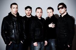 Nude prihajajo v Križanke