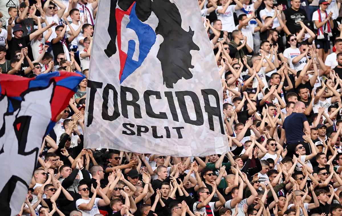 Torcida | Že pred derbijem so se v pretep zapletli člani navjaških skupin Torcida in Bad Blue Boys. | Foto Guliverimage