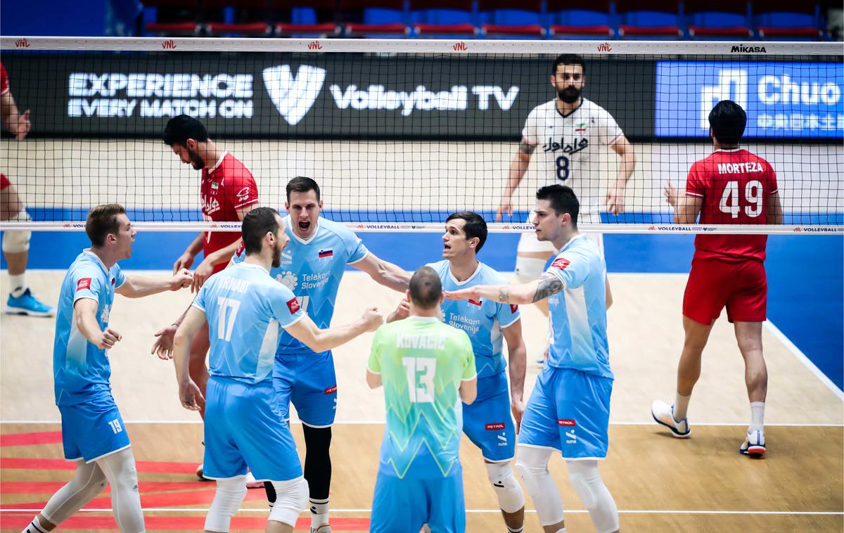 slovenska odbojkarska reprezentanca : Iran, liga narodov | Slovenski odbojkarji so na zadnji tekmi uvodnega turnirja lige narodov s 3:0 odpravili Iran. | Foto Volleyballworld