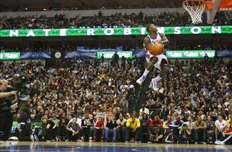 Nate Robinson še tretjič zmagal v zabijanju