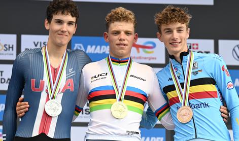 Nizozemsko zmagoslavje med mladinci, Vanja Kuntarič Žibert 26., Bastian Petrič 40.
