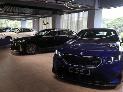 Zaradi nevarnosti vžiga BMW odpoklical več sto tisoč avtomobilov po vsem svetu