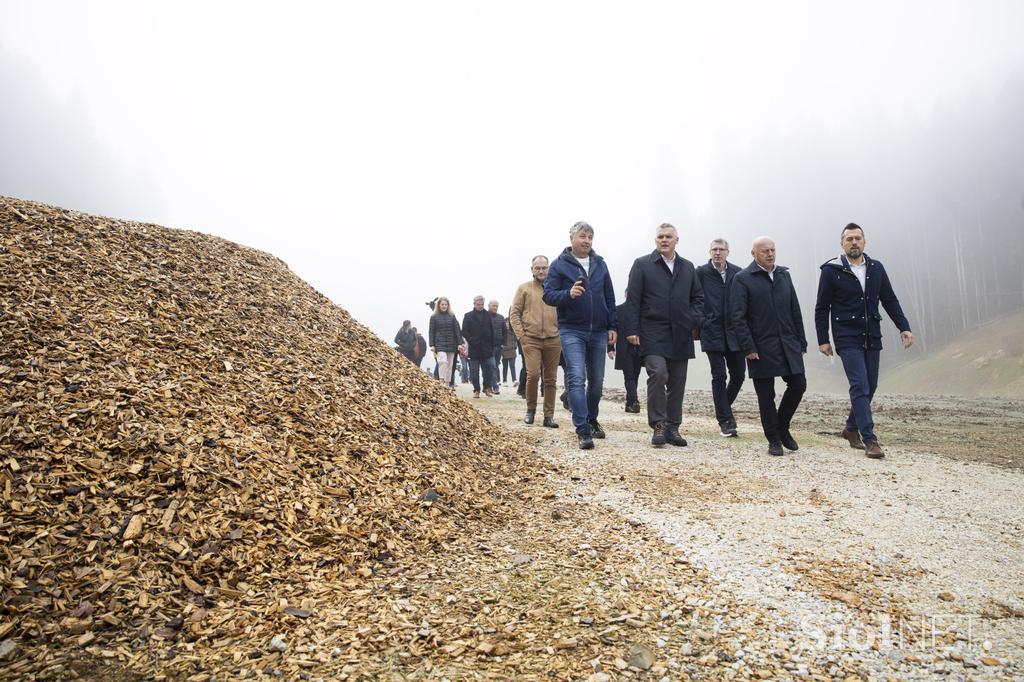odlagališče odpadkov, Odprtje saniranega zaprtega odlagališča Rakovnik