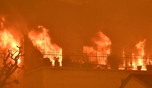 Kalifornija: z ognjem se bori več kot 3.200 gasilcev, evakuirali 52 tisoč ljudi