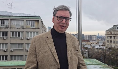 Vučićev nenavaden govor: "Ni predaje. Sobota je, čudni dnevi so ..." #video