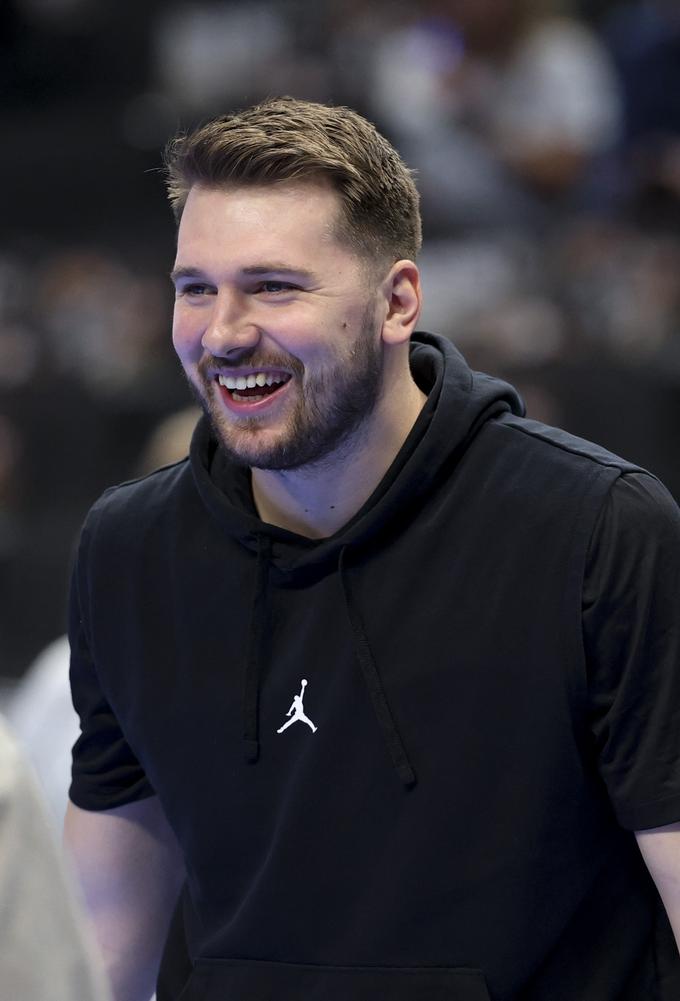 Luka Dončić in Dallas v zadnjem obdobju kot po tekočem traku.preskakujejo vse ovire. | Foto: Reuters