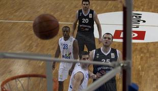 Slovenski klubi praznih rok