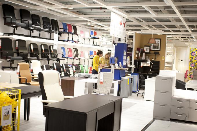 V Ikei zagotavljajo, da na svojih trgih ponujajo konkurenčne plače zaposlenih, in tako bo tudi v Sloveniji. | Foto: Ana Kovač