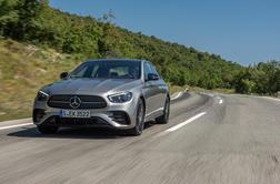 Mercedesov steber: s temi novostmi še naprej prepričuje voznike