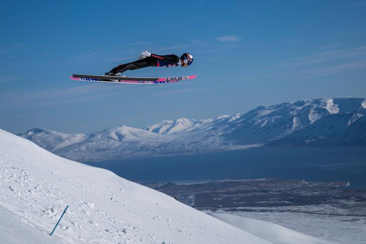 Fjord pri Akureyriju za še osupljivejšo kuliso ob poletih do 291 metrov | Foto: Red Bull Content Pool