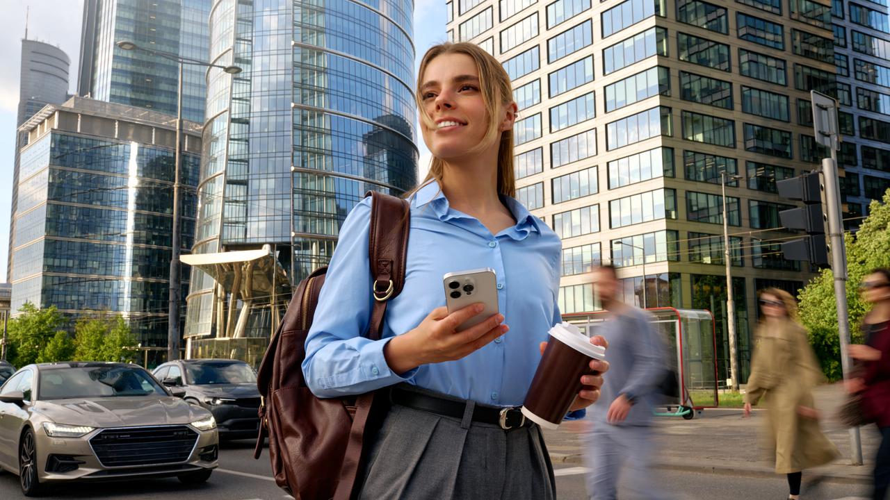 Teh veščin umetna inteligenca ne more nadomestiti, mladi pa jih nujno potrebujejo