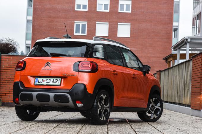 Citroen C3 aircross je eden novih crossoverjev, ki so se letos uspeli prebiti med deset najbolje prodajanih. | Foto: Gašper Pirman