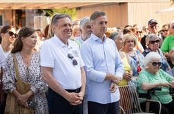 Premier Golob in župan Janković otvorila in preizkusila bazen v Vevčah #foto #video