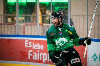 T. J. Brennan ostaja v dresu Olimpije