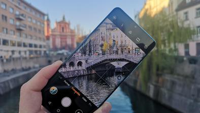 Huawei P30 Pro navdušuje z velikimi povečavami, ki jim ni para