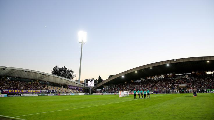 Ljudski vrt je bil poln ljubiteljev nogometa. | Foto: Matic Klanšek Velej/Sportida