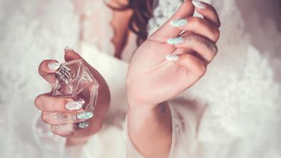 Pet napak, ki jih delate pri nanašanju parfuma