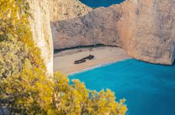 V Grčiji zaprli priljubljeno plažo