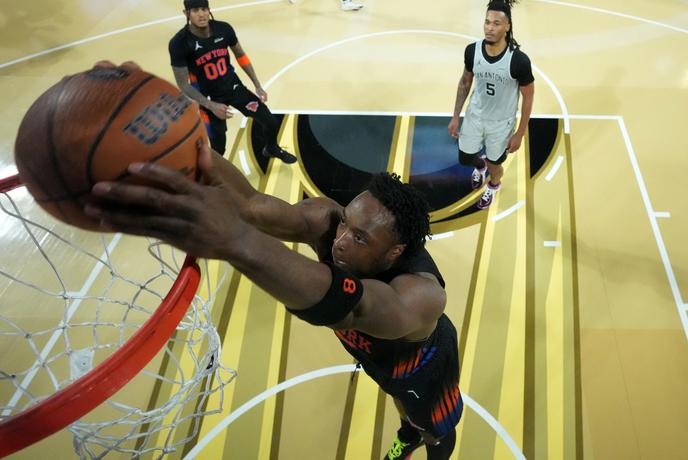 Košarkarji New York Knicks osvojili NBA-pokal in se veselili visokega zaslužka