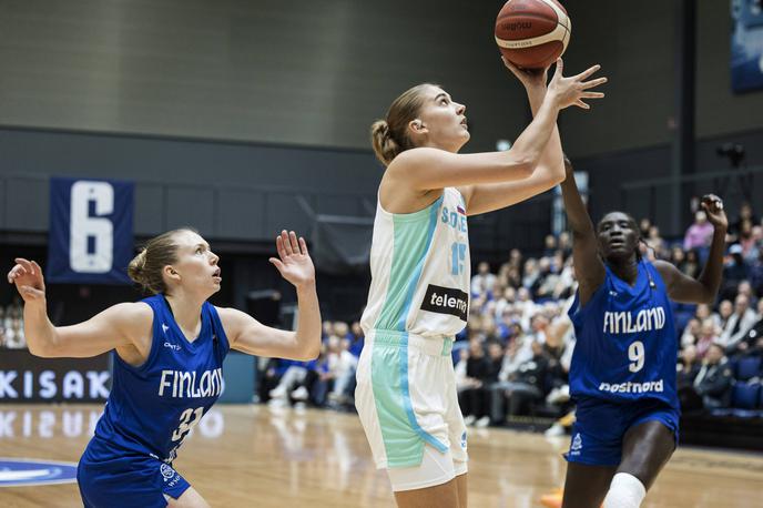 slovenska ženska košarkarska reprezentanca Mojca Jelenc | Mojca Jelenc je zadel odločilni koš za zmago. | Foto Guliverimage