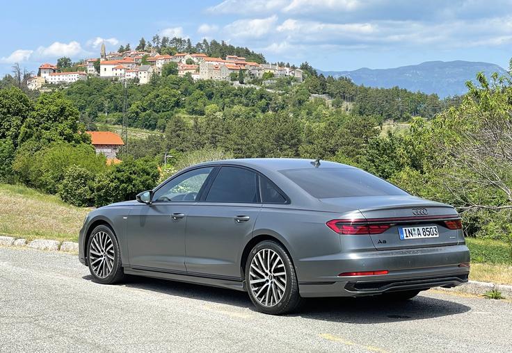 Audi A8 | Foto: Gregor Pavšič