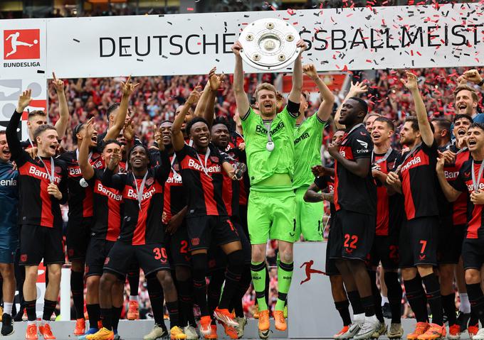 Bayer Leverkusen je prvič v klubski zgodovini proslavljal naslov nemškega prvaka. | Foto: Reuters