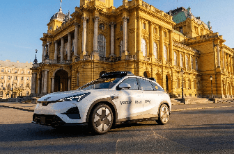 Dogaja se v Zagrebu: namesto Izraelcev vskočili Kitajci, pomaga še Uber