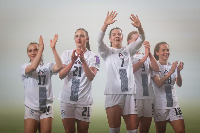 Slovenija Avstrija ženski nogomet | Slovenske nogometašice so prvič premagale Avstrijke. | Foto Luka Kotnik