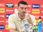 Albert Riera, Crvena zvezda