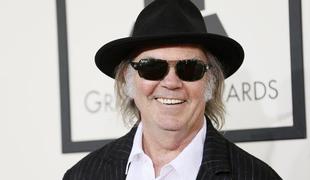 Neil Young bo izboljšal digitalno glasbo