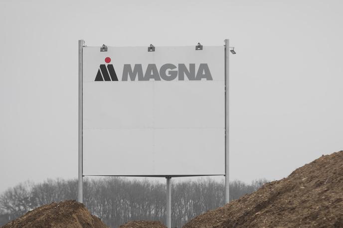 Magna Steyr v Hočah | Vprašanje zakona o vodah se je pojavilo v primeru Magnine lakirnice v Občini Hoče - Slivnica.  | Foto Matjaž Vertuš