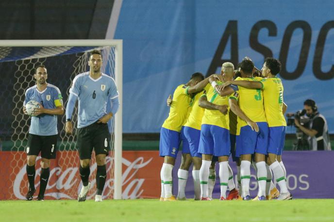 Brazilija Urugvaj | Brazilci so brez težav slavili tudi v Urugvaju. | Foto Reuters