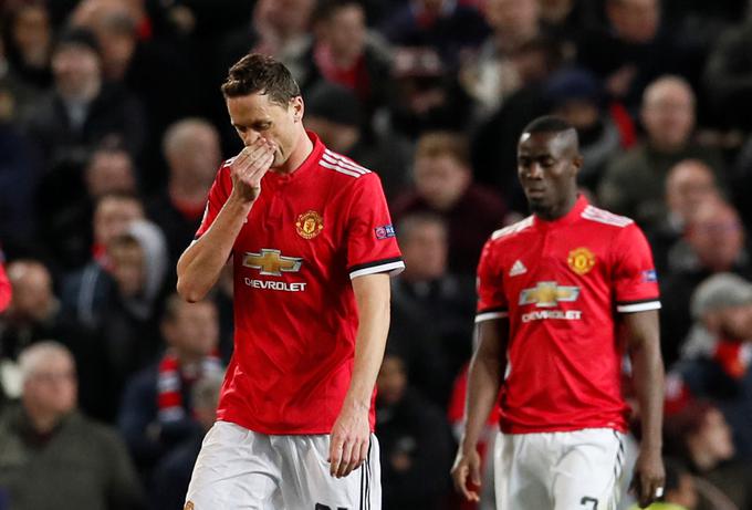 Igralci Uniteda po šoku niso skrivali razočaranja. | Foto: Reuters