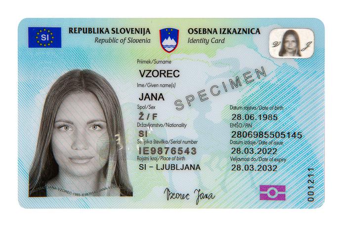 Biometrična osebna izkaznizca | S priznanjem za najboljšo novo nacionalno osebno izkaznico so bili poleg Slovenije letos nagrajeni tudi Združeni arabski emirati. | Foto Ministrstvo za javno upravo