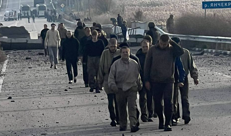 Ukrajina in Rusija izmenjali 185 vojnih ujetnikov in 20 zajetih civilistov