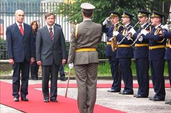 Erjavec obljubil podporo Črni gori 