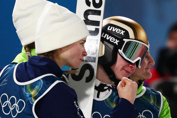 skoki ZOI Nika Prevc | Nika Prevc je na veliki skakalnici osvojila bronasto kolajno. | Foto Reuters