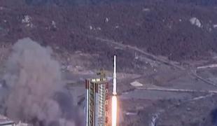 Severna Koreja izstrelila nov satelit, Japonska in ZDA na nogah #video