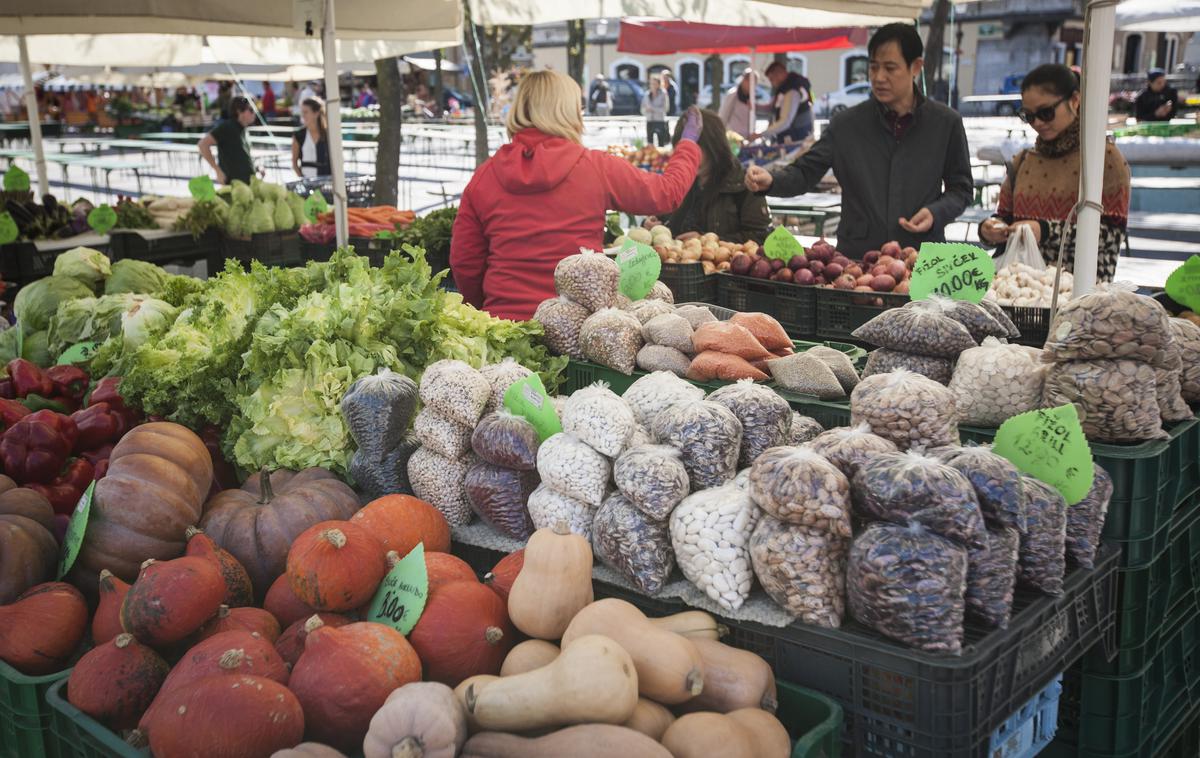 tržna zelenjava, prodaja | Kmetijsko ministrstvo je pol leta zbiralo podatke o cenah, količinah in poreklu kmetijskih in živilskih proizvodov. | Foto Bojan Puhek
