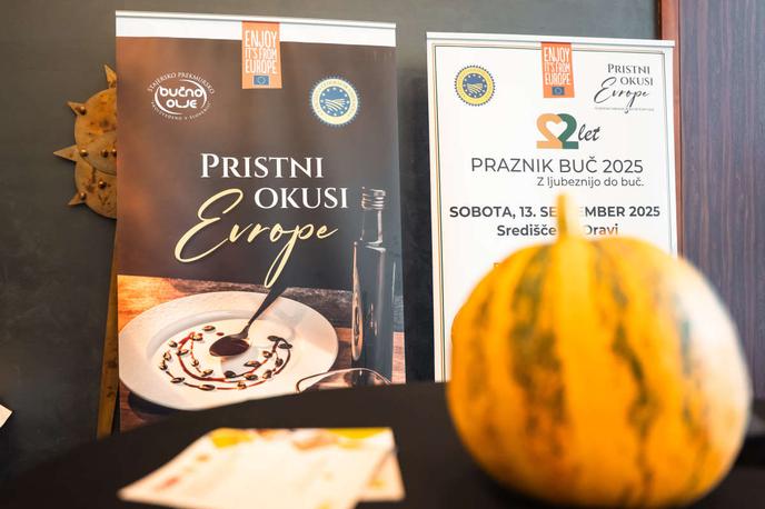 PraznikBuč-Konefrenca-8_1200 | Foto arhiv naročnika